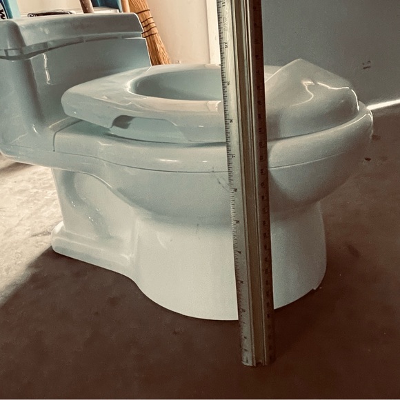 The First Years training potty - Picture 4 of 7